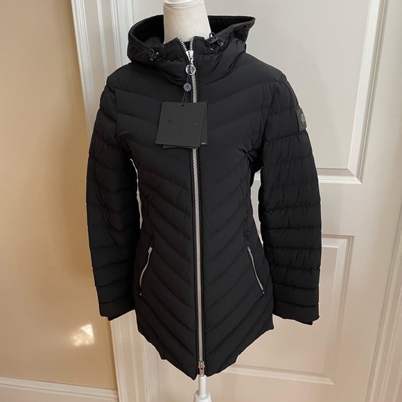 Black Rockcliff Jacket from Moose Knuckles - Picture 2 of 12